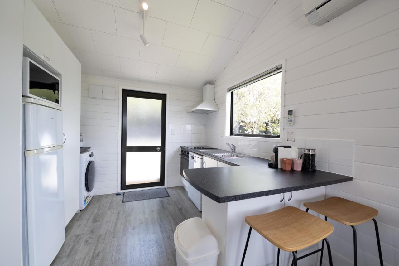 Paihia Coastal 2 Bedroom Cottages Haruru Exterior photo